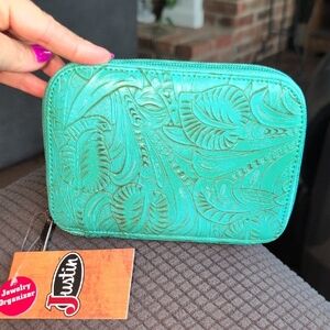 Justin Turquoise and Tan Jewelry Organizer